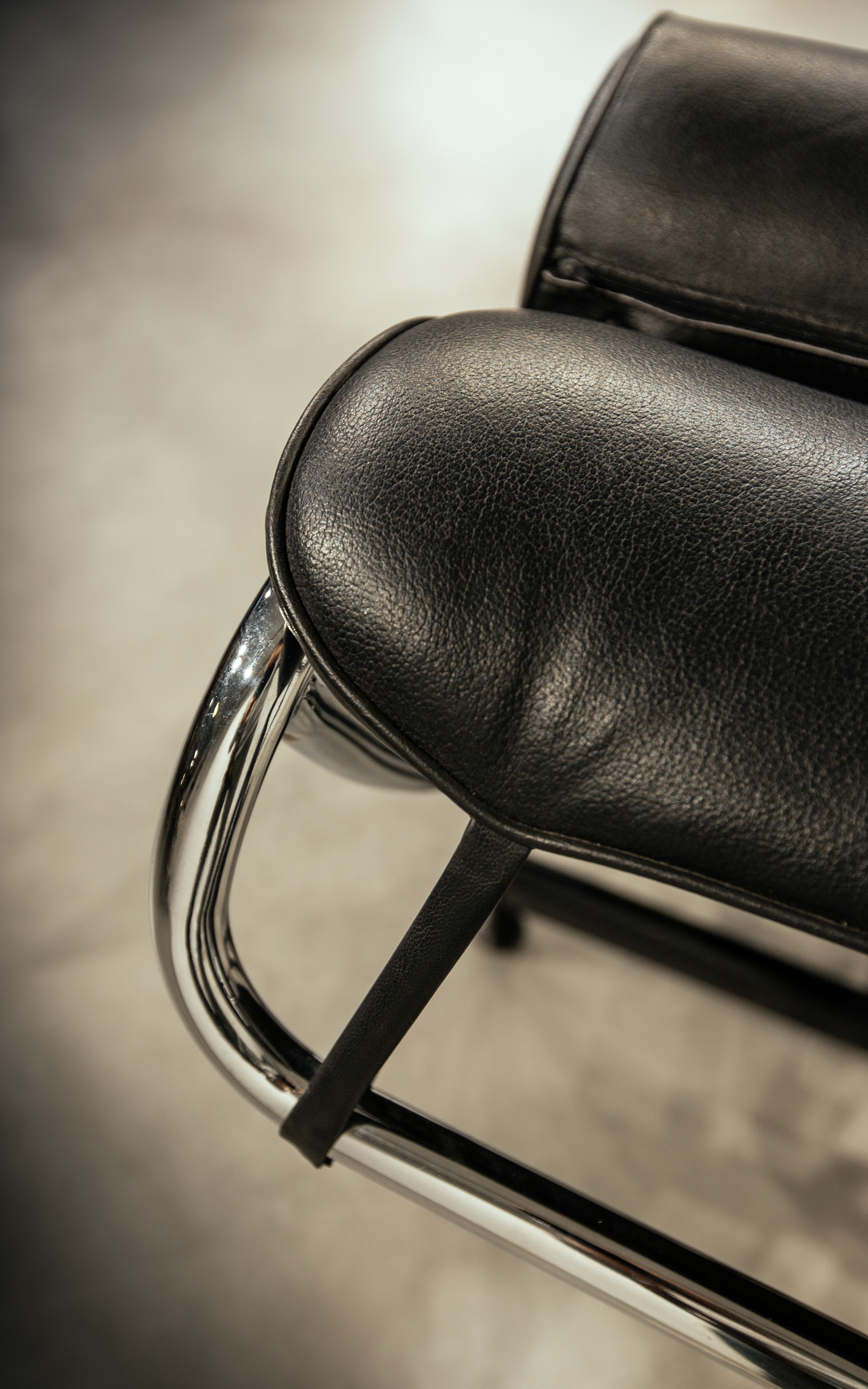 Le Corbusier tasarımı 'LC4' Chaise Lounge 'replika'